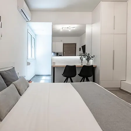 Phaedrus Living: City Center Executive Flat Stadiou Athens Exterior photo