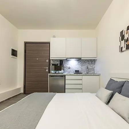 Phaedrus Living: City Center Executive Flat Stadiou Athens Exterior photo